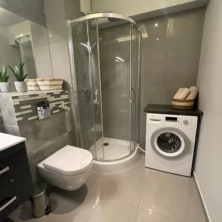 Wenecjanska Comfort Apartment, Free Parking, Self Check-in 24h Apartment Poznan